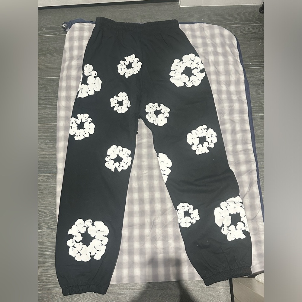 Black Denim Tears Cotton Wreath Sweatpants Size Large